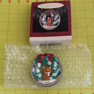 Vintage Hallmark 1993 Snowy Hideaway Fox Ornament